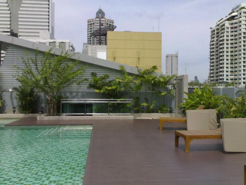 Отель Silom Lofts Бангкок Экстерьер фото